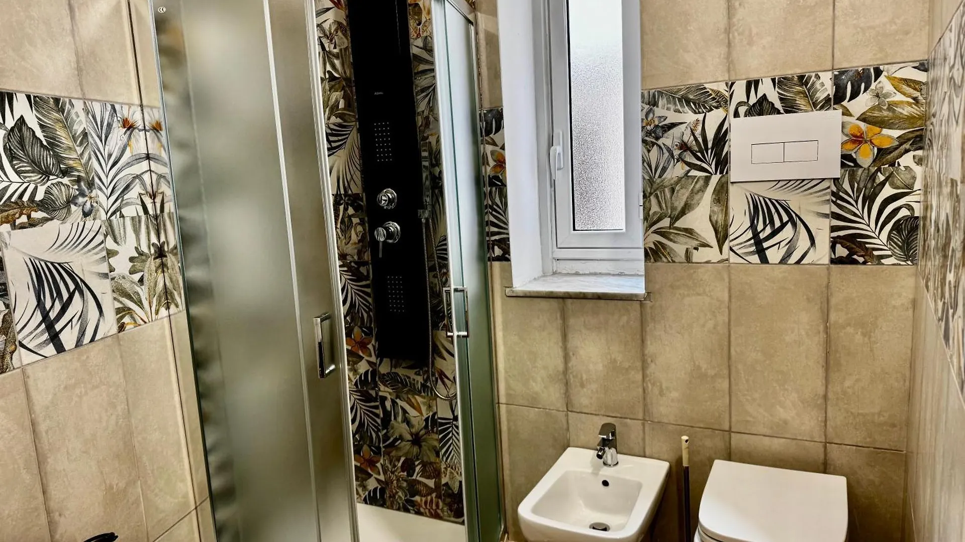 Regina Rooms Palermo Guest house